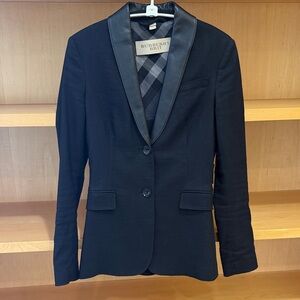 Burberry Black Blazer with leather Lapel - classic